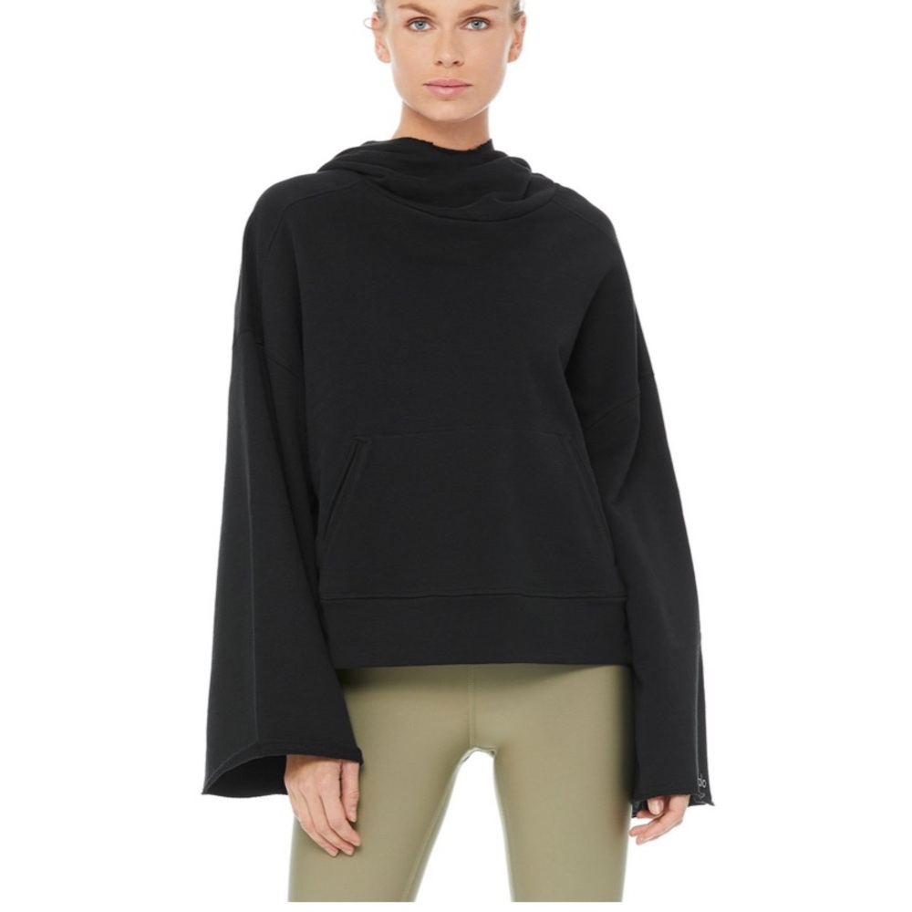Alo Yoga Low Key hoodie (new with tags) - so cute!